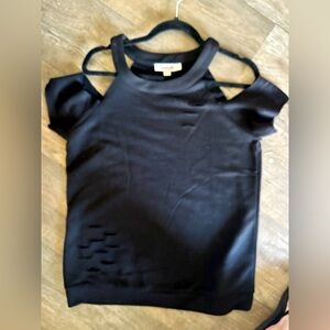 BLACK NWOT SHORT SLEEVE SWEATSHIRT COLD SHOULDER e